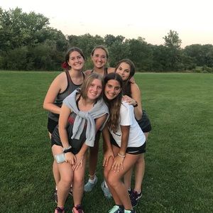 Meet your Posher, Anne